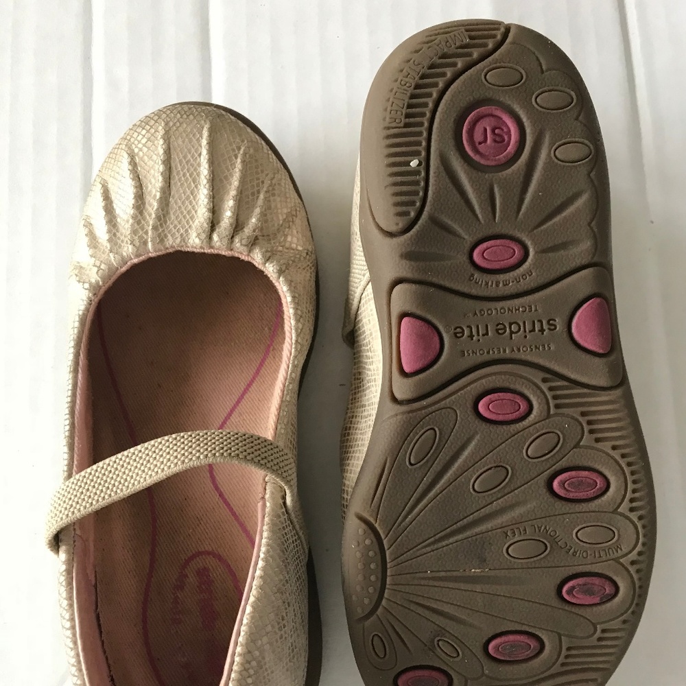 Stride Rite Mary Janes